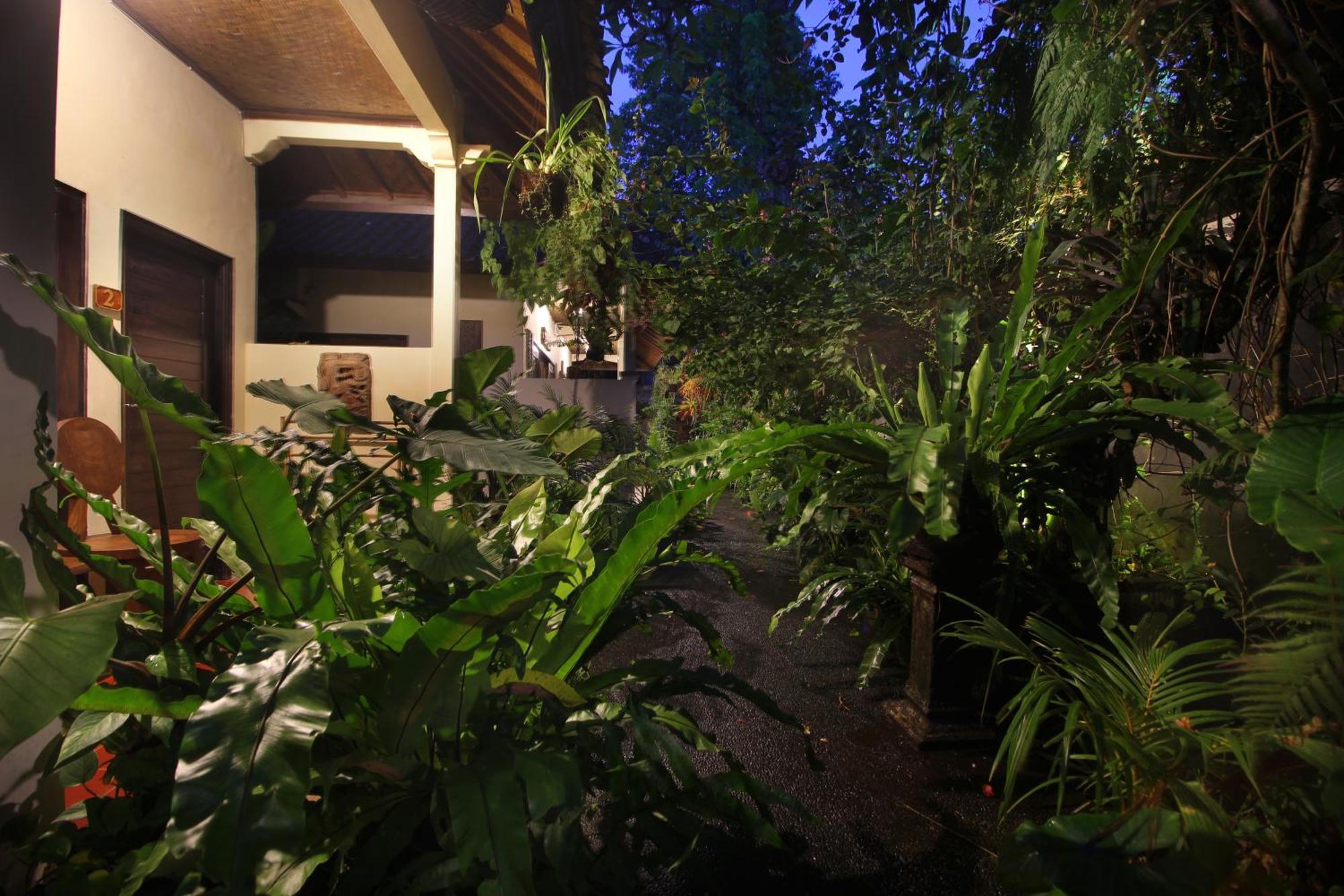 Sari Gong Guest House, A Trishula Collection Ουμπούντ Εξωτερικό φωτογραφία