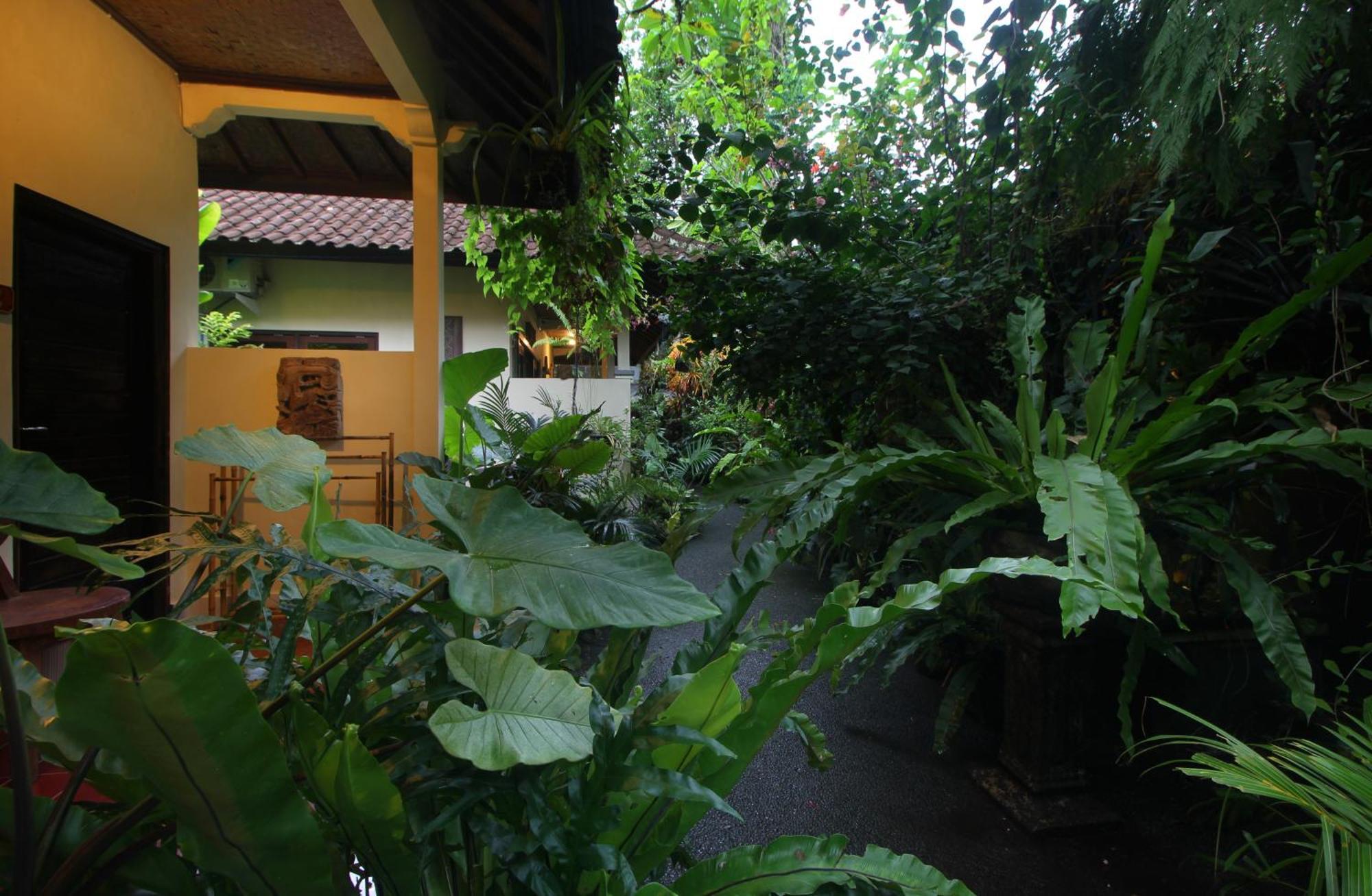 Sari Gong Guest House, A Trishula Collection Ουμπούντ Εξωτερικό φωτογραφία